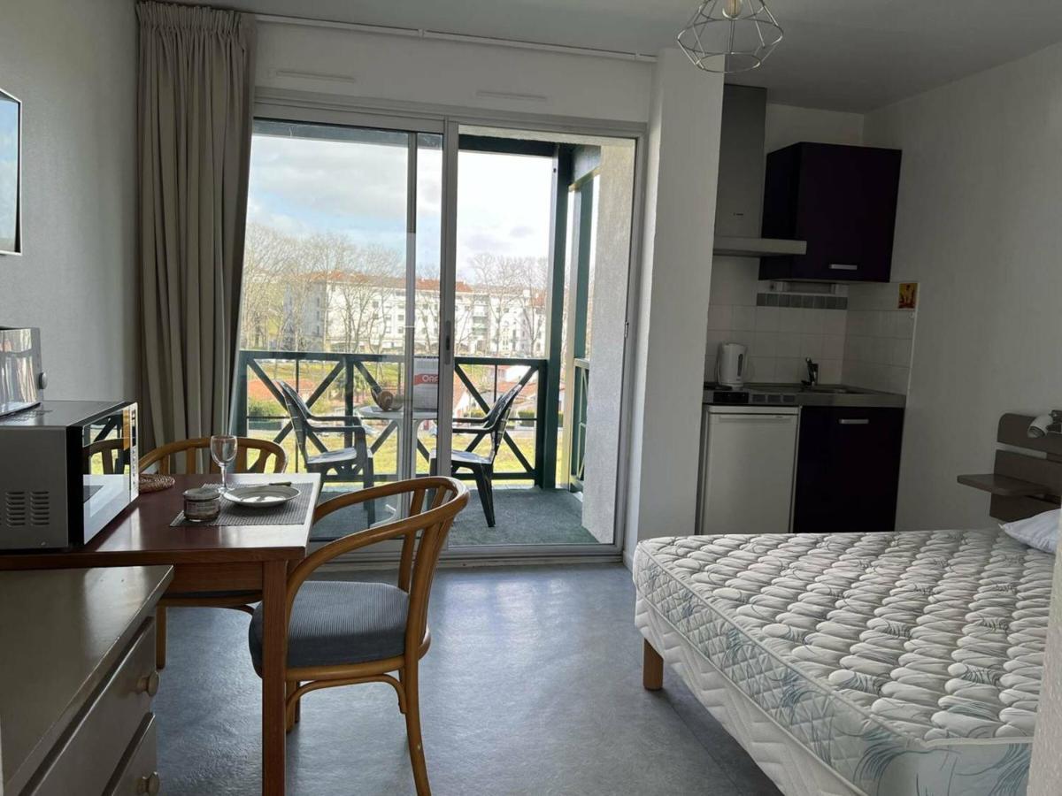 Studio Lilas A Cambo-Les-Bains : Terrasse, Parking, Proche Thermes, Internet, Animaux Acceptes - Fr-1-495-96 ภายนอก รูปภาพ