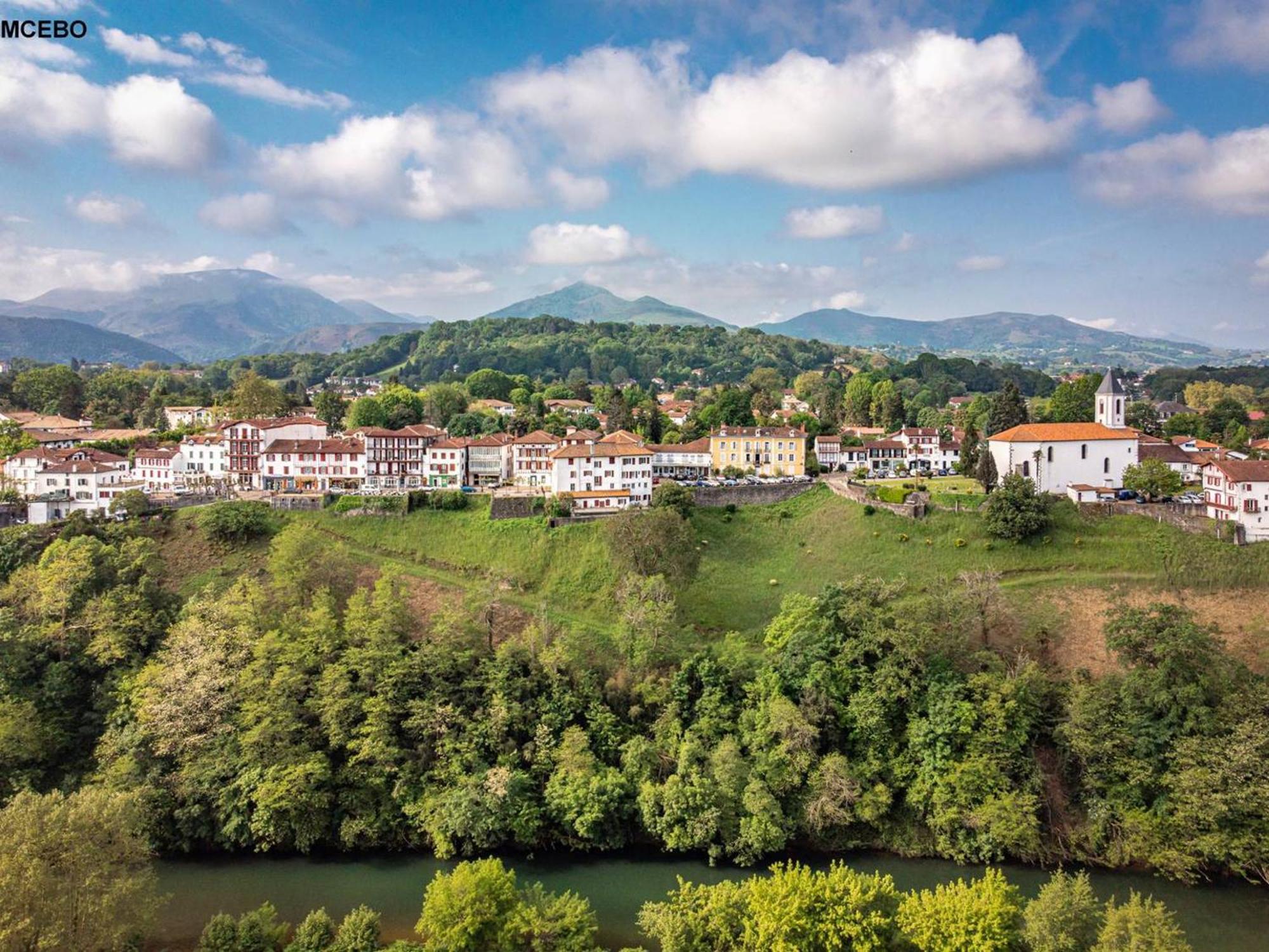 Studio Lilas A Cambo-Les-Bains : Terrasse, Parking, Proche Thermes, Internet, Animaux Acceptes - Fr-1-495-96 ภายนอก รูปภาพ